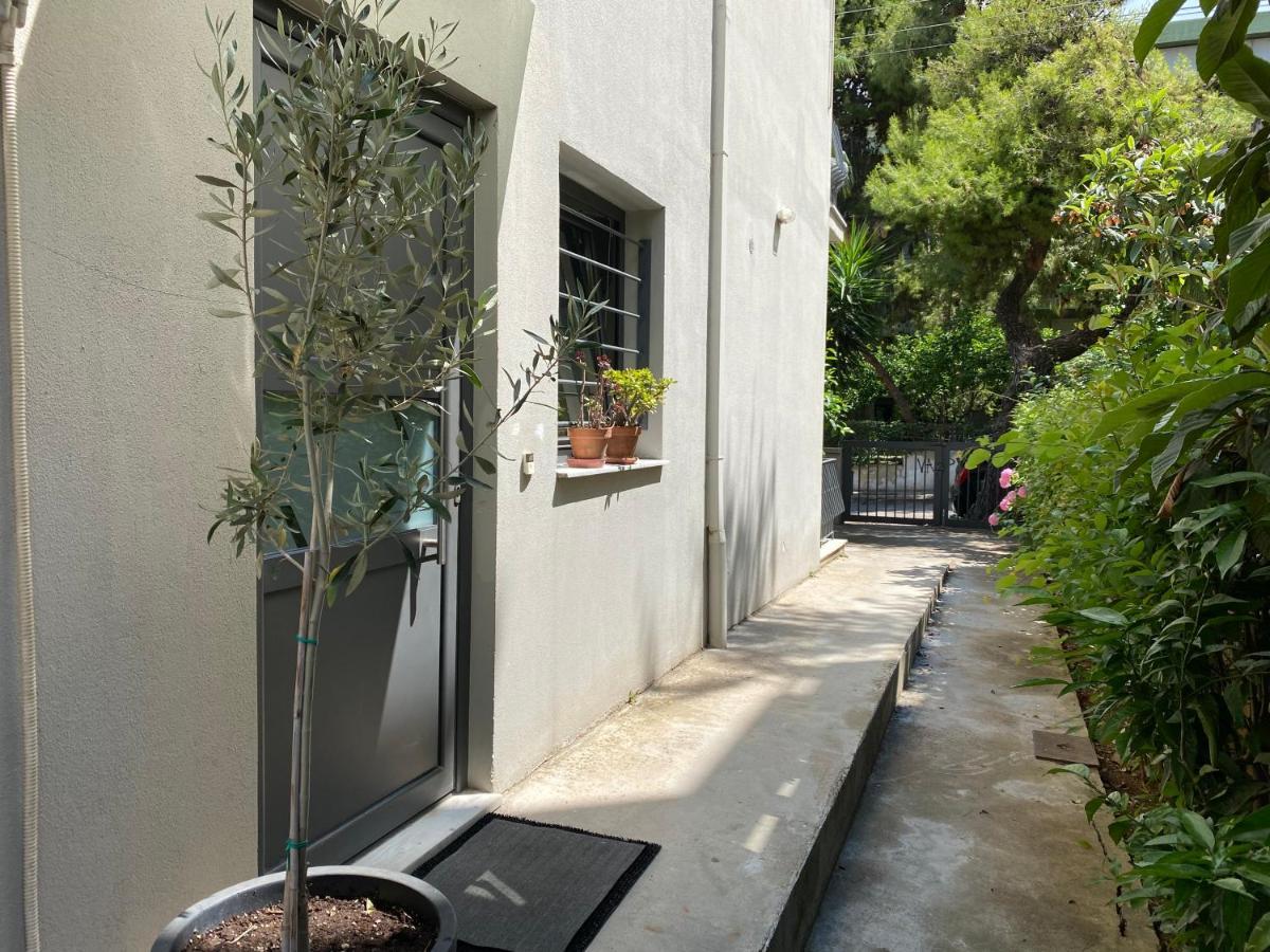 Small Gem Studio Athens, Next To Metro Nomismatokopeio Exterior photo